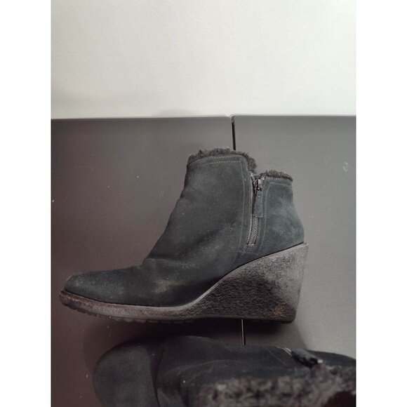 Cole Haan Women's Michelle Shearling Waterproof Short Wedge boot, 9B - Picture 4 of 8
